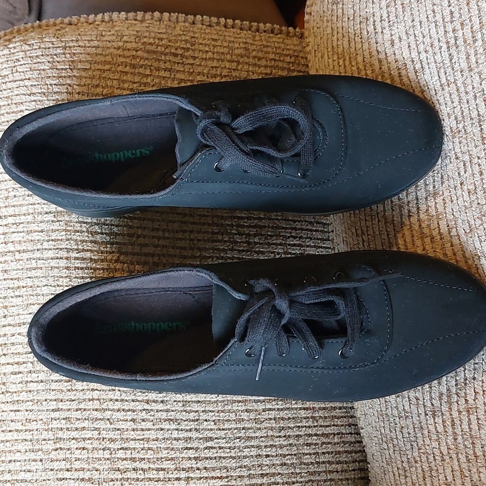 Grasshopper Sneakers